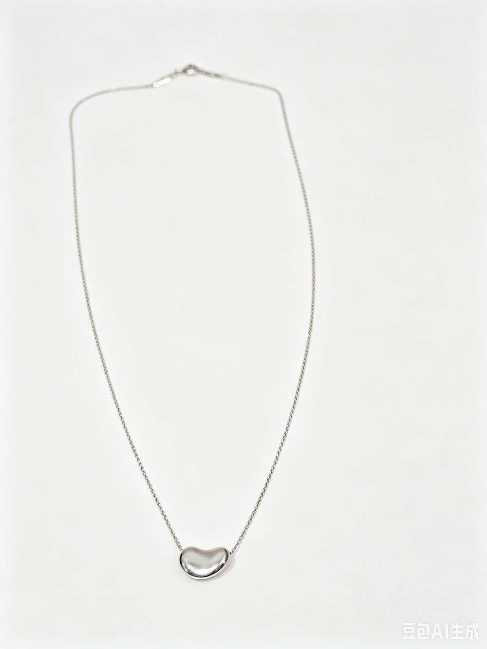 TIFFANY & Co Sterling Silver Bean Pendant Necklace - Silver